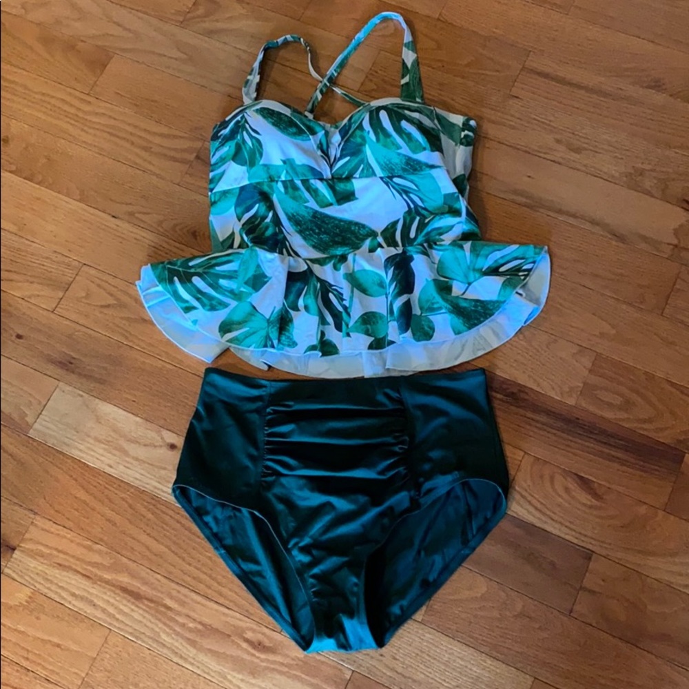 GILI Tankini Swim Set